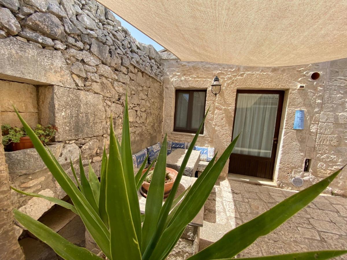 Mastro Vanni - Urban Masseria Ragusa Exterior foto
